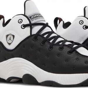 Jordan Jumpman Team 2 White/Black-University Red [heel]